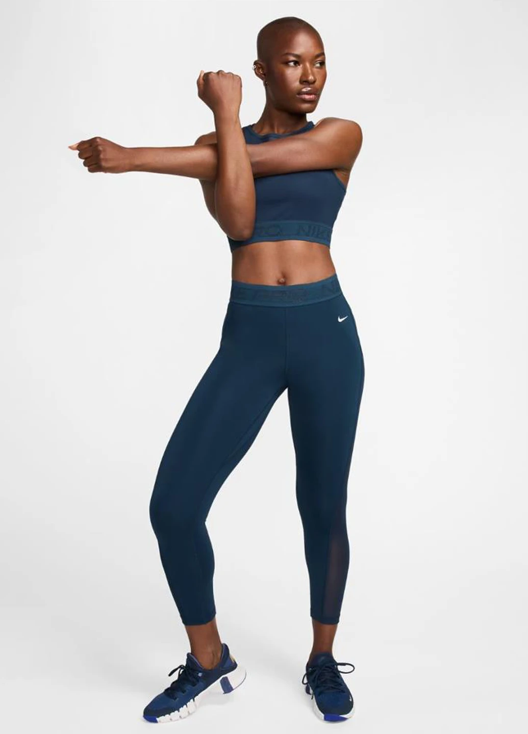 Темно-синие демисезонные леггинсы fn4981-478 Nike