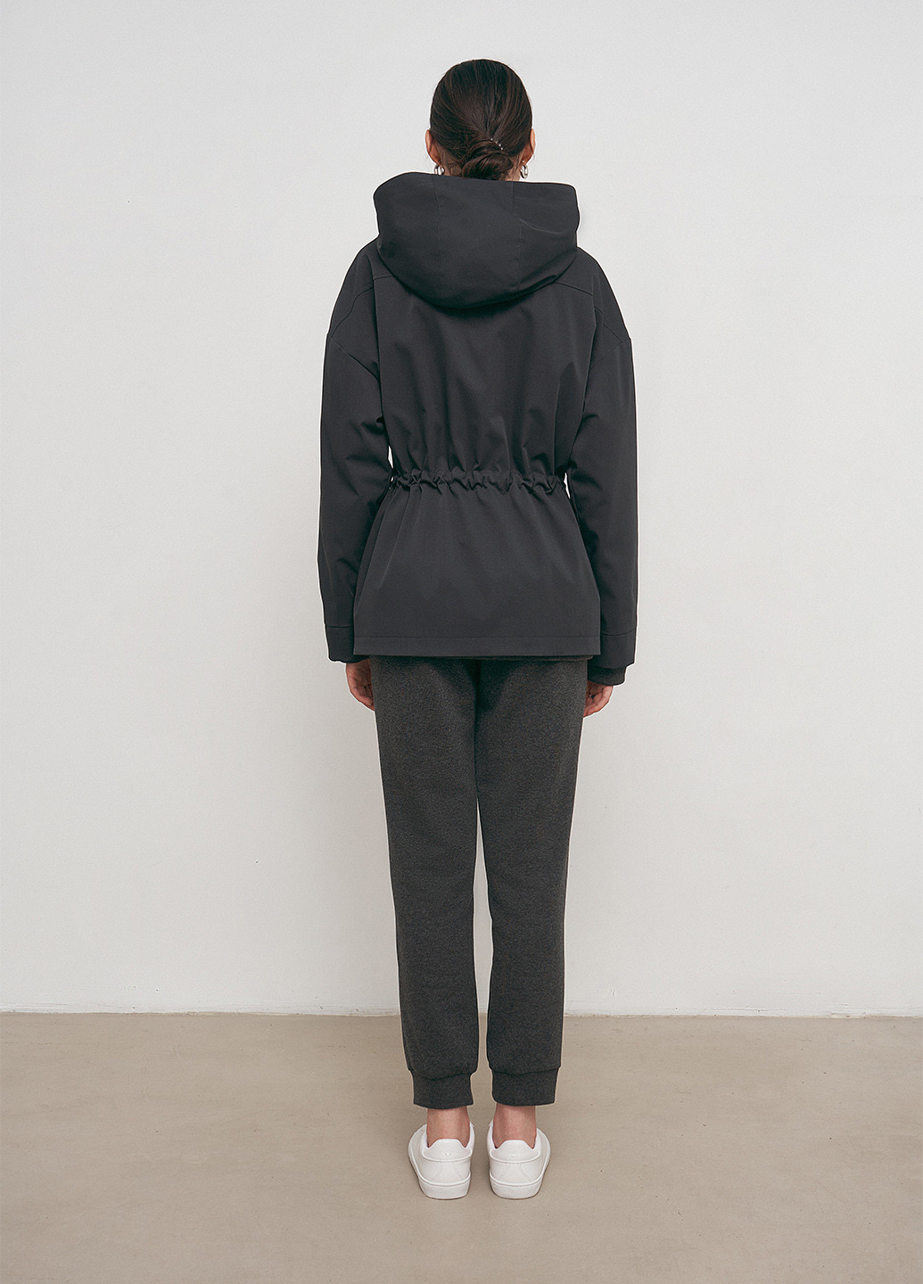 Темно-серая демисезонная куртка Anna Yakovenko