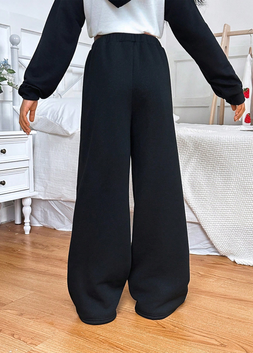 Черные спортивные, кэжуал демисезонные прямые брюки SHEIN