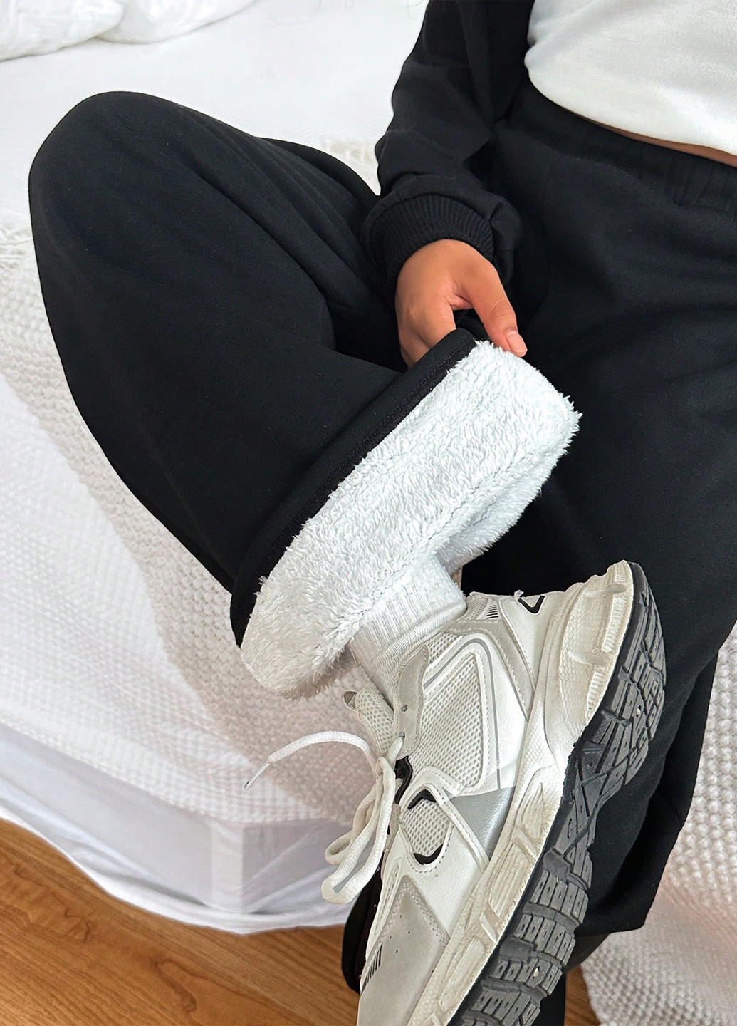 Черные спортивные, кэжуал демисезонные прямые брюки SHEIN