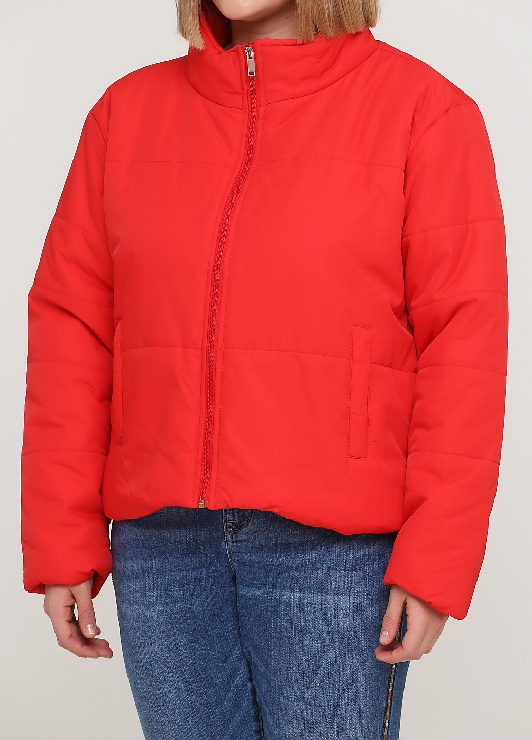 Яскраво-червона демісезонна куртка Avon
