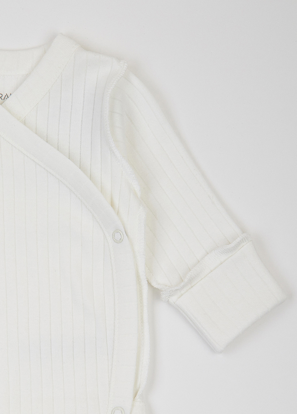 Молочний демісезонний комплект (боді, повзунки, шапка) KRAKO