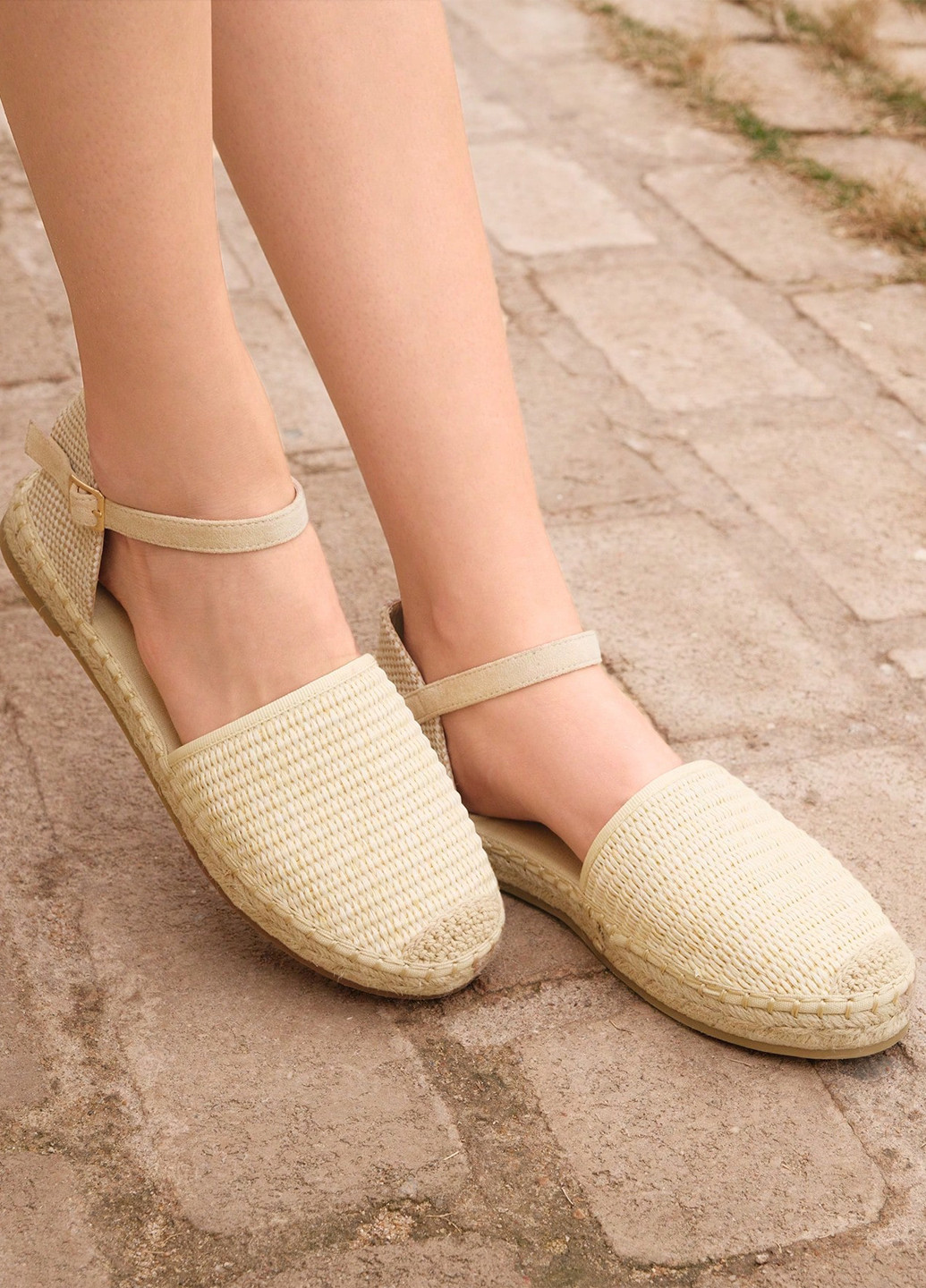 Світло-бежеві еспадрилі SHEIN однотонний плетіння (332389523)