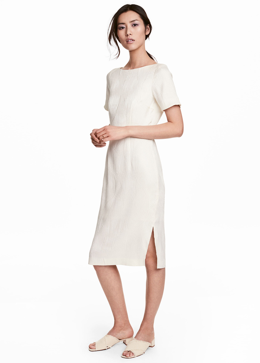 Белое кэжуал платье H&M с абстрактным узором