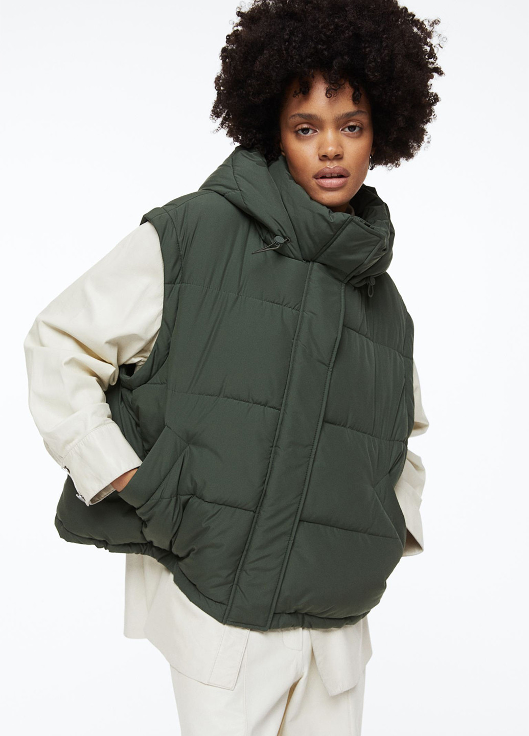 Темно-зелена демісезонна куртка вільного крою H&M