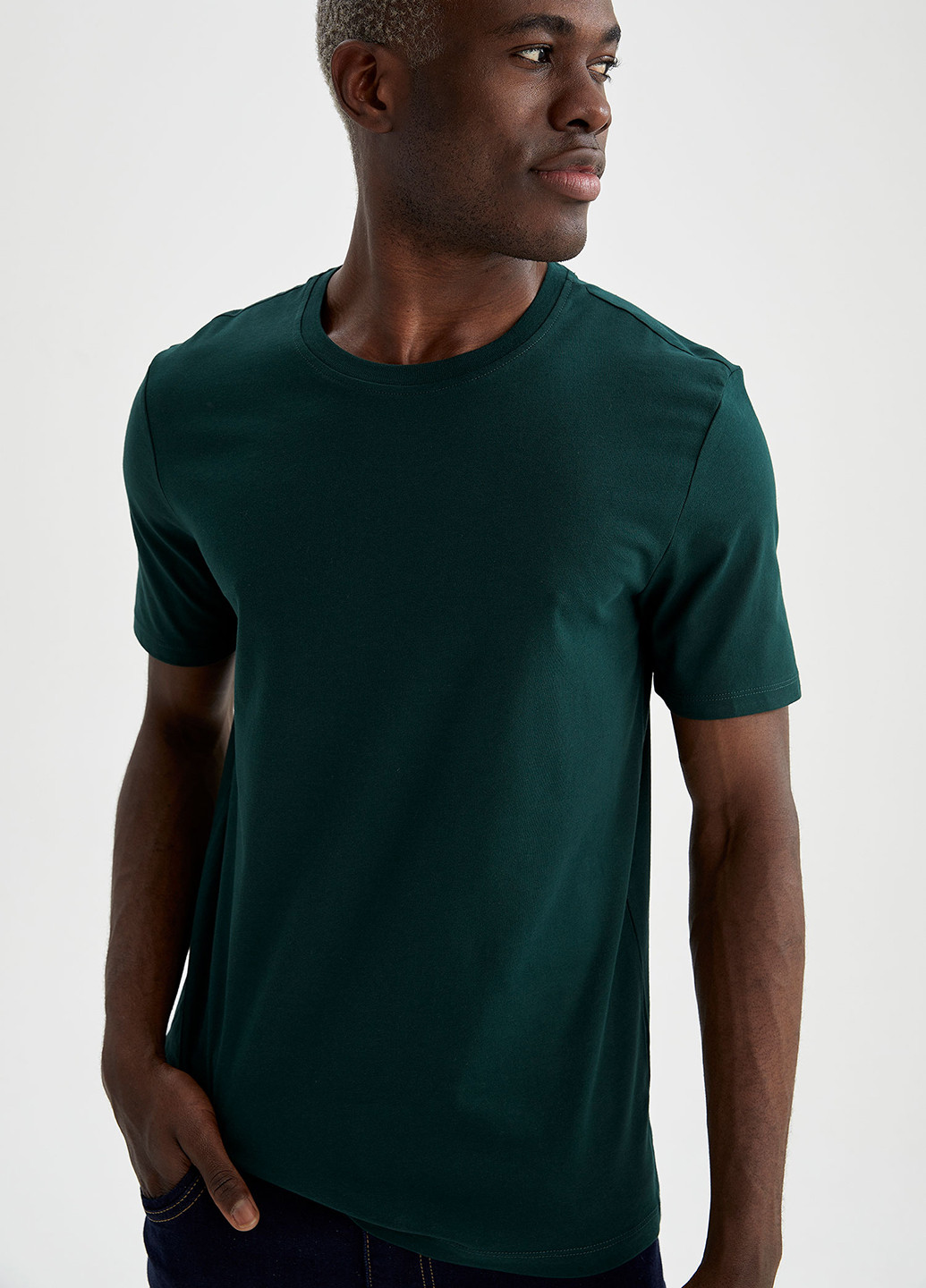 Темно-зелена літня футболка DeFacto