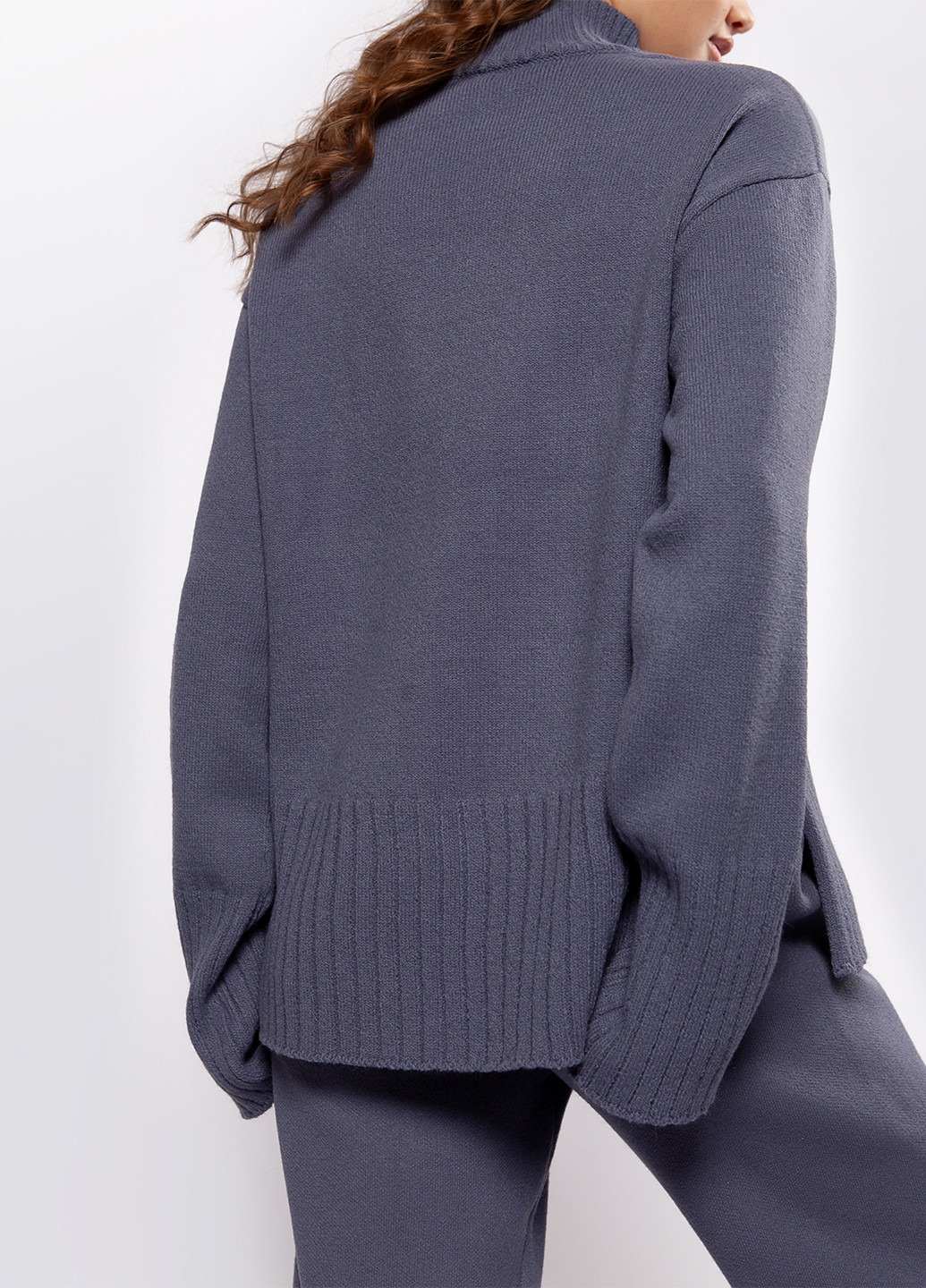 Серо-синий зимний свитер Sewel