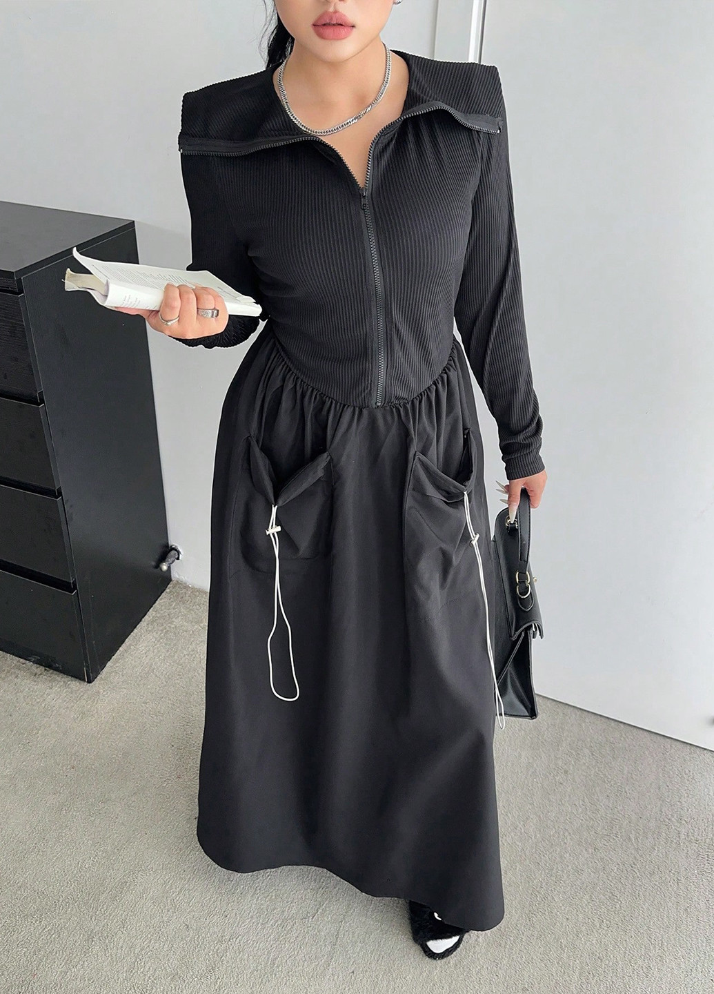 Чорна кежуал сукня SHEIN однотонна