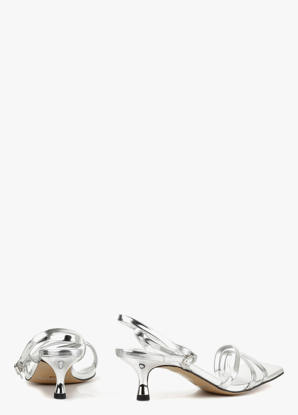 Серебряные босоножки Le'BERDES с ремешком лаковые