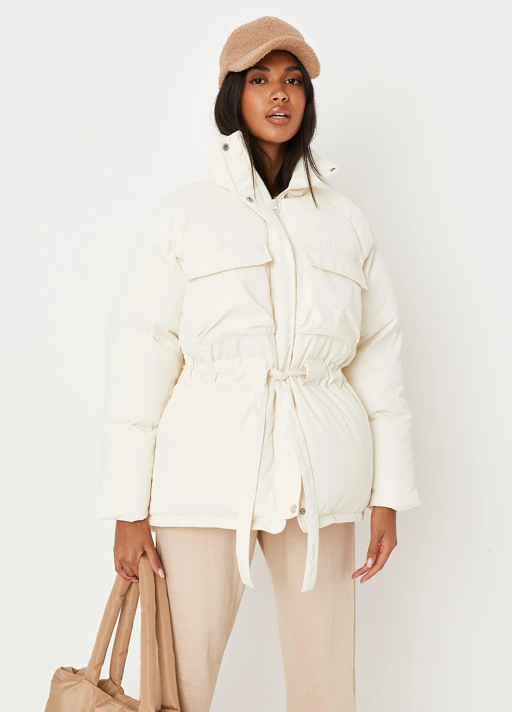Молочная зимняя куртка Missguided