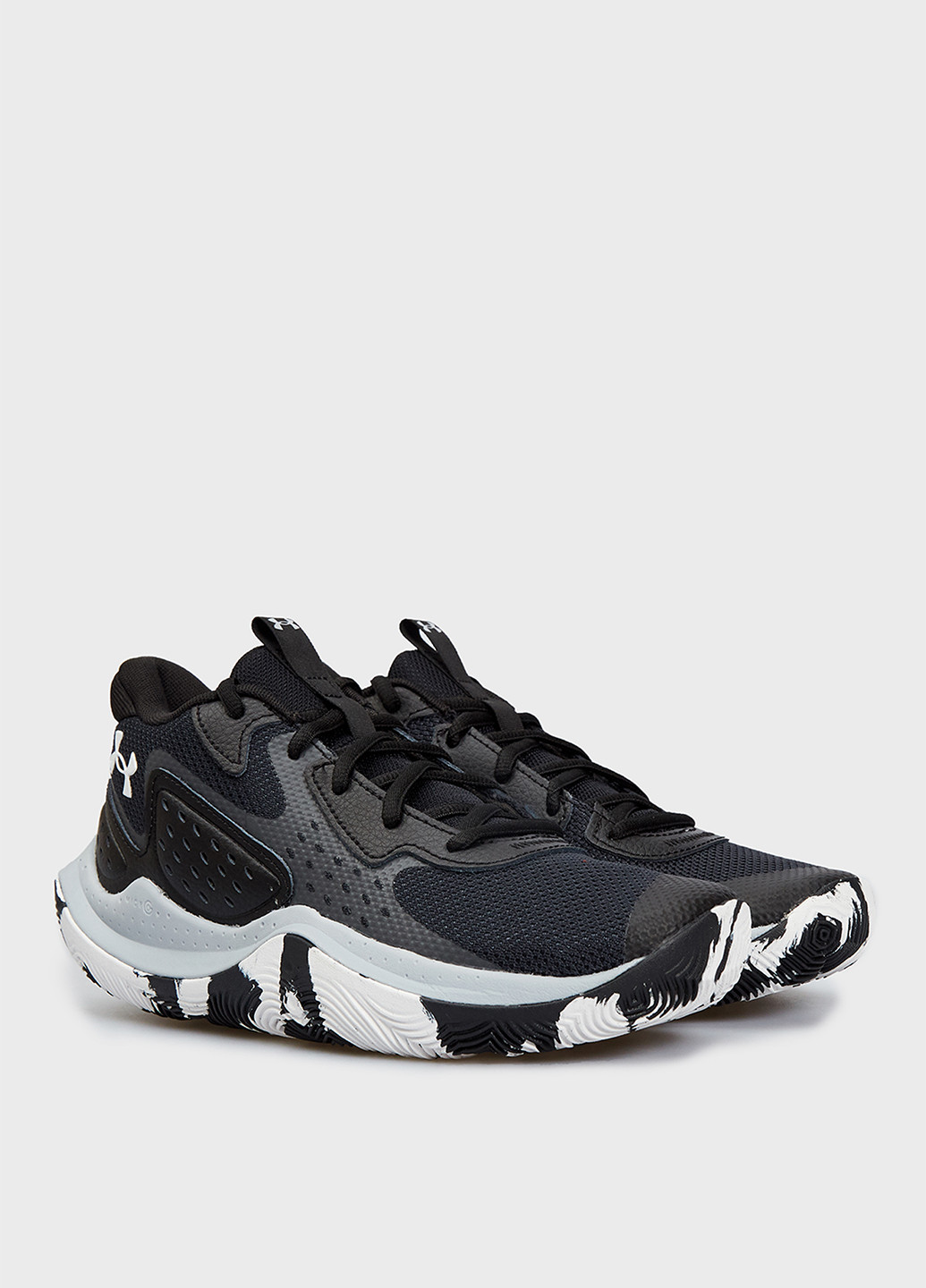 Черные всесезонные кроссовки Under Armour