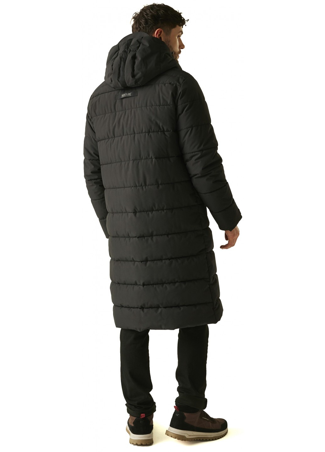 Черная зимняя куртка Regatta