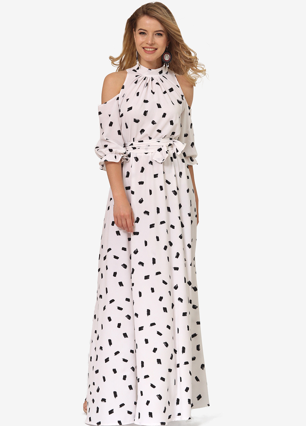Молочное кэжуал платье с открытыми плечами, клеш Lila Kass с абстрактным узором