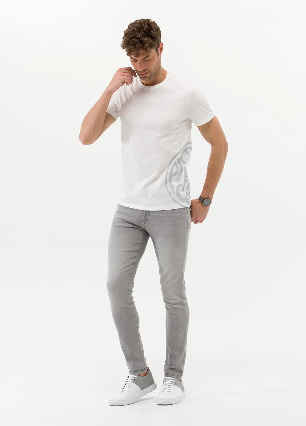 Белая футболка Pierre Cardin