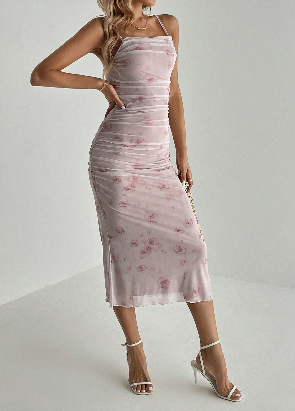 Кремовое кэжуал платье силуэтная, платье-комбинация SHEIN с цветочным принтом