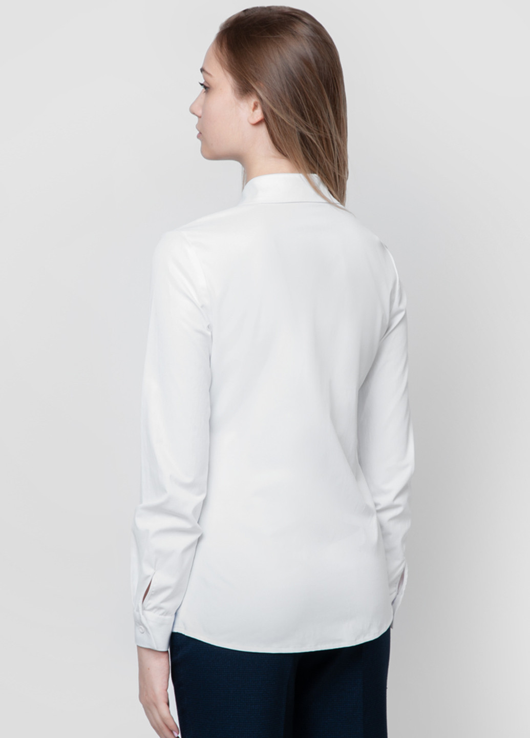Белая кэжуал рубашка однотонная Arber Woman