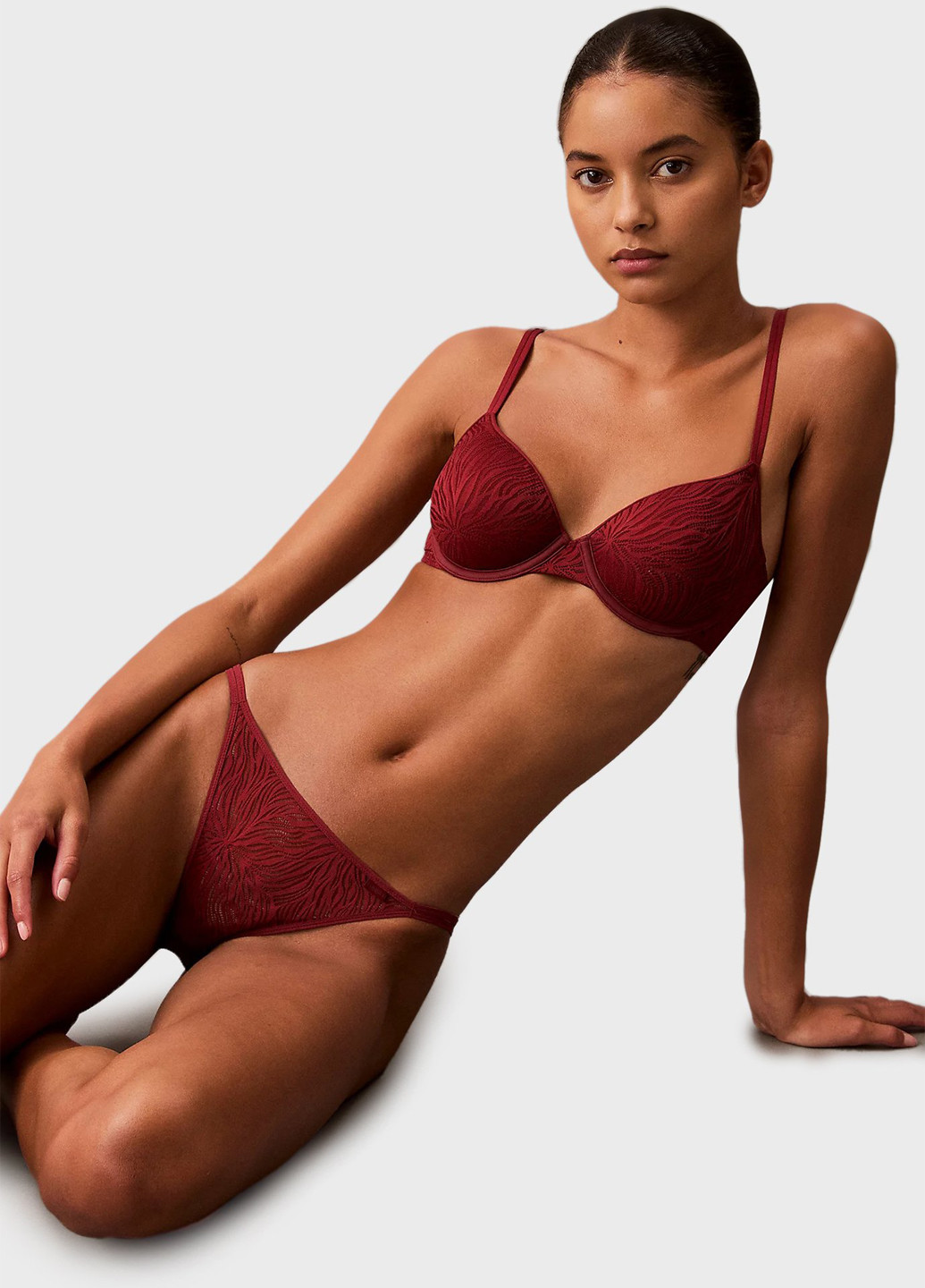 Бордовый балконет бюстгальтер Calvin Klein с косточками полиамид