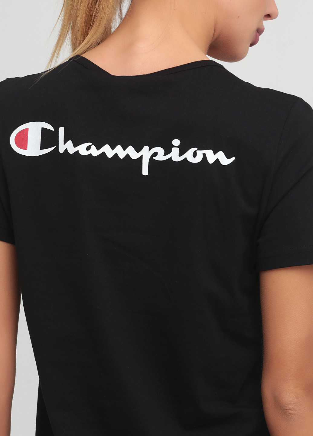 Черная летняя футболка Champion