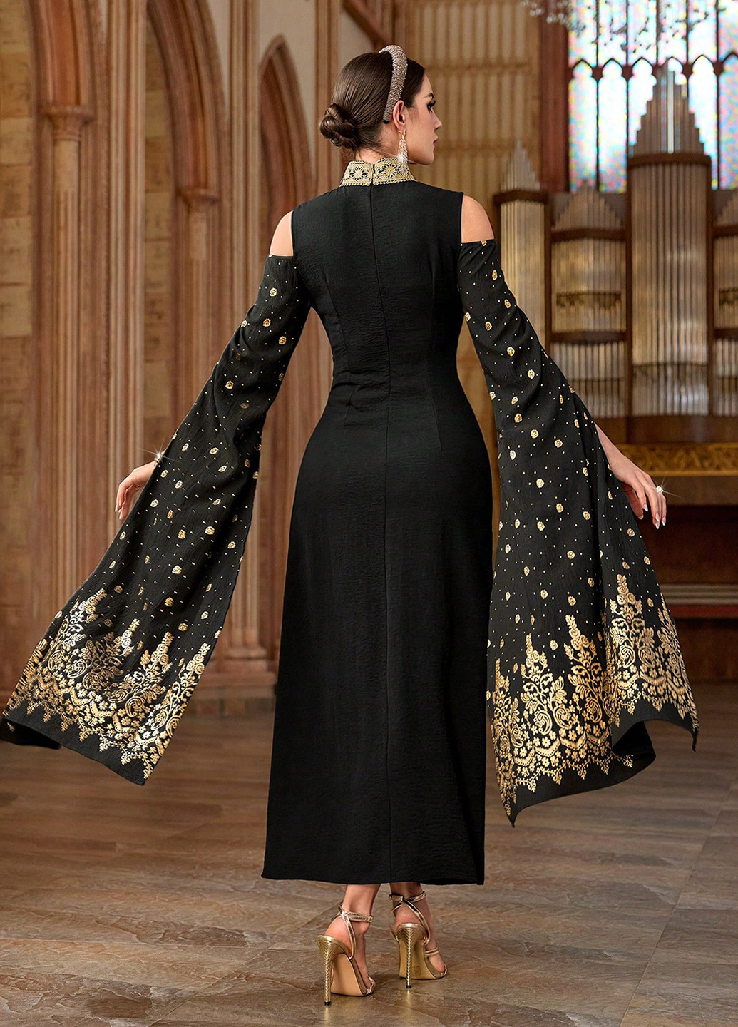 Чорна вечірня сукня силуетна, сукня-кейп SHEIN з орнаментом