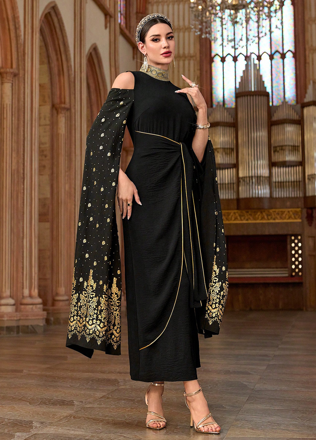 Чорна вечірня сукня силуетна, сукня-кейп SHEIN з орнаментом