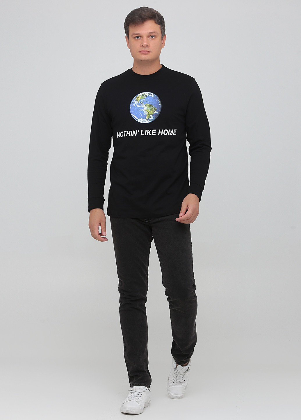 Черные демисезонные зауженные джинсы Weekday