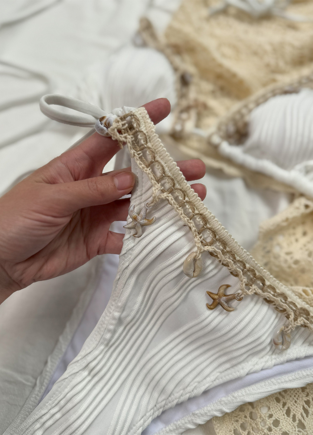 Білий літній купальник (ліф, трусики, парео) роздільний NOVA VEGA