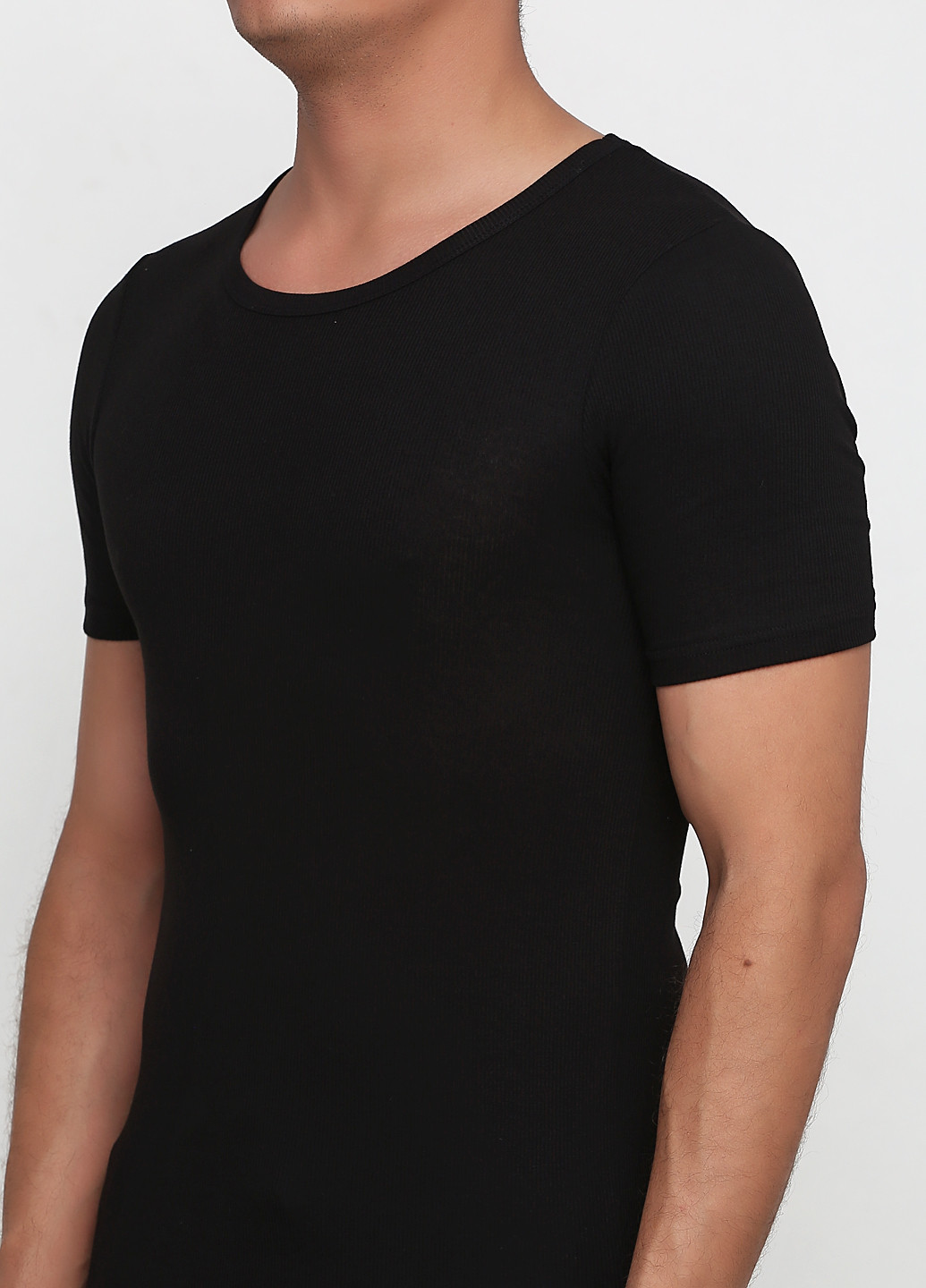 Черная футболка Livergy