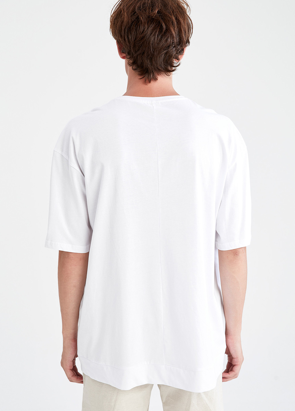 Біла демісезонна футболка DeFacto
