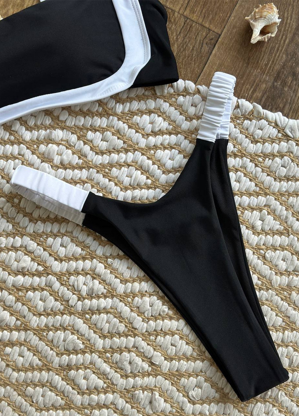 Чорний літній роздільний купальник (ліф, трусики) топ, роздільний NOVA VEGA