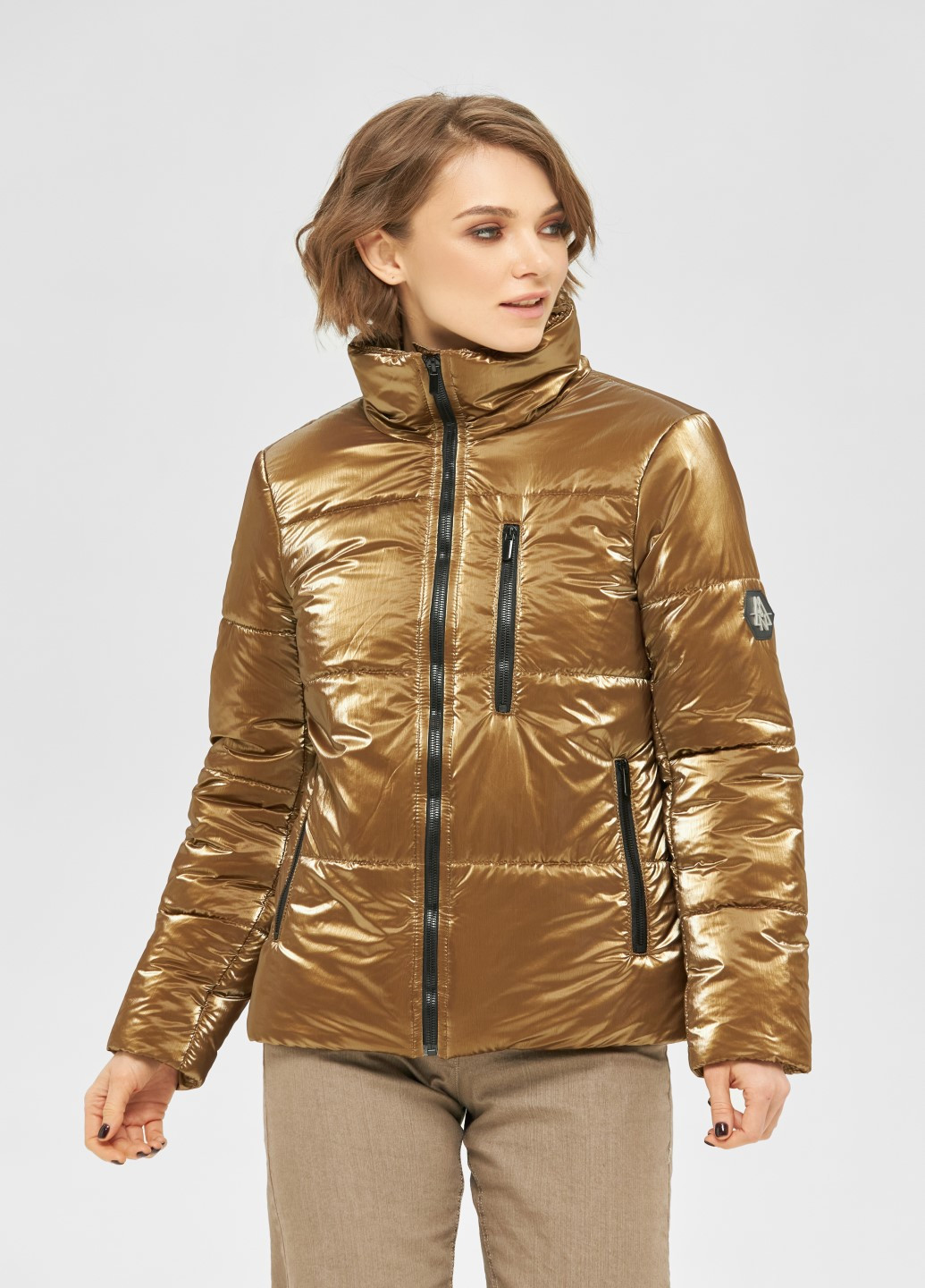 Золотая демисезонная куртка MN