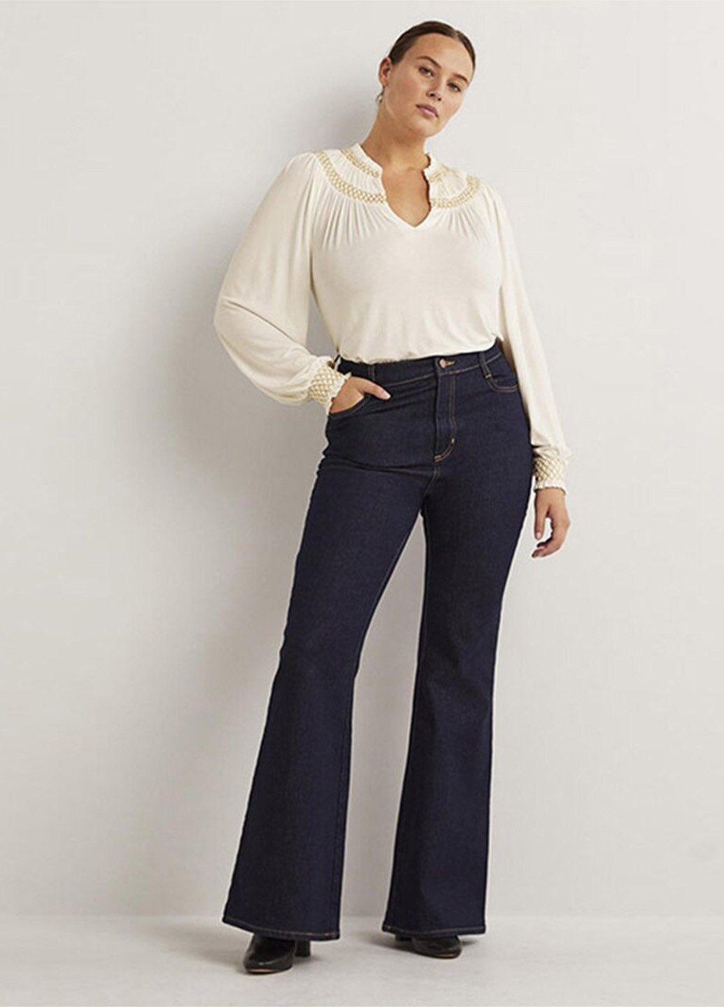 Молочная блуза Boden