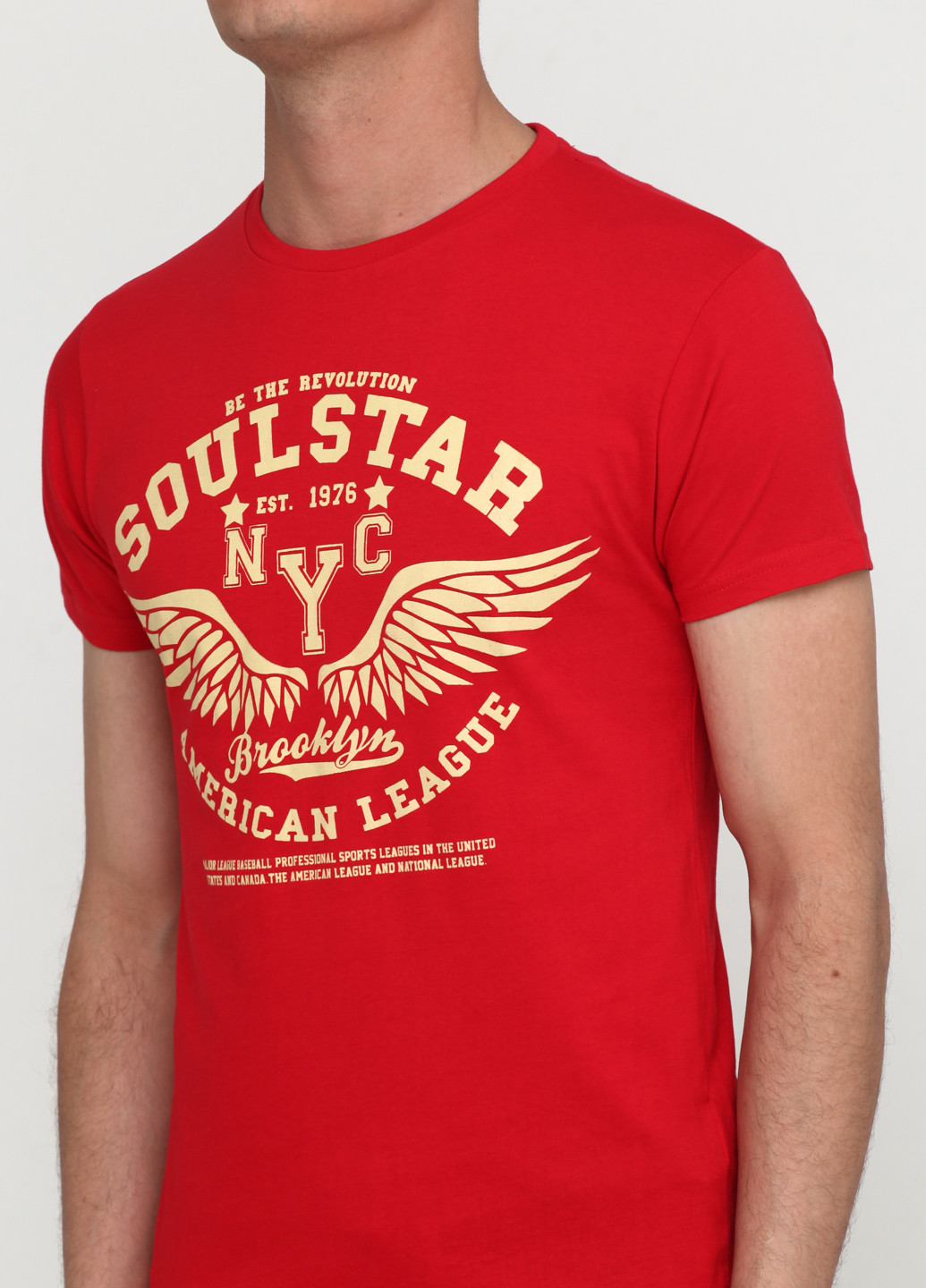 Красная футболка Soul Star