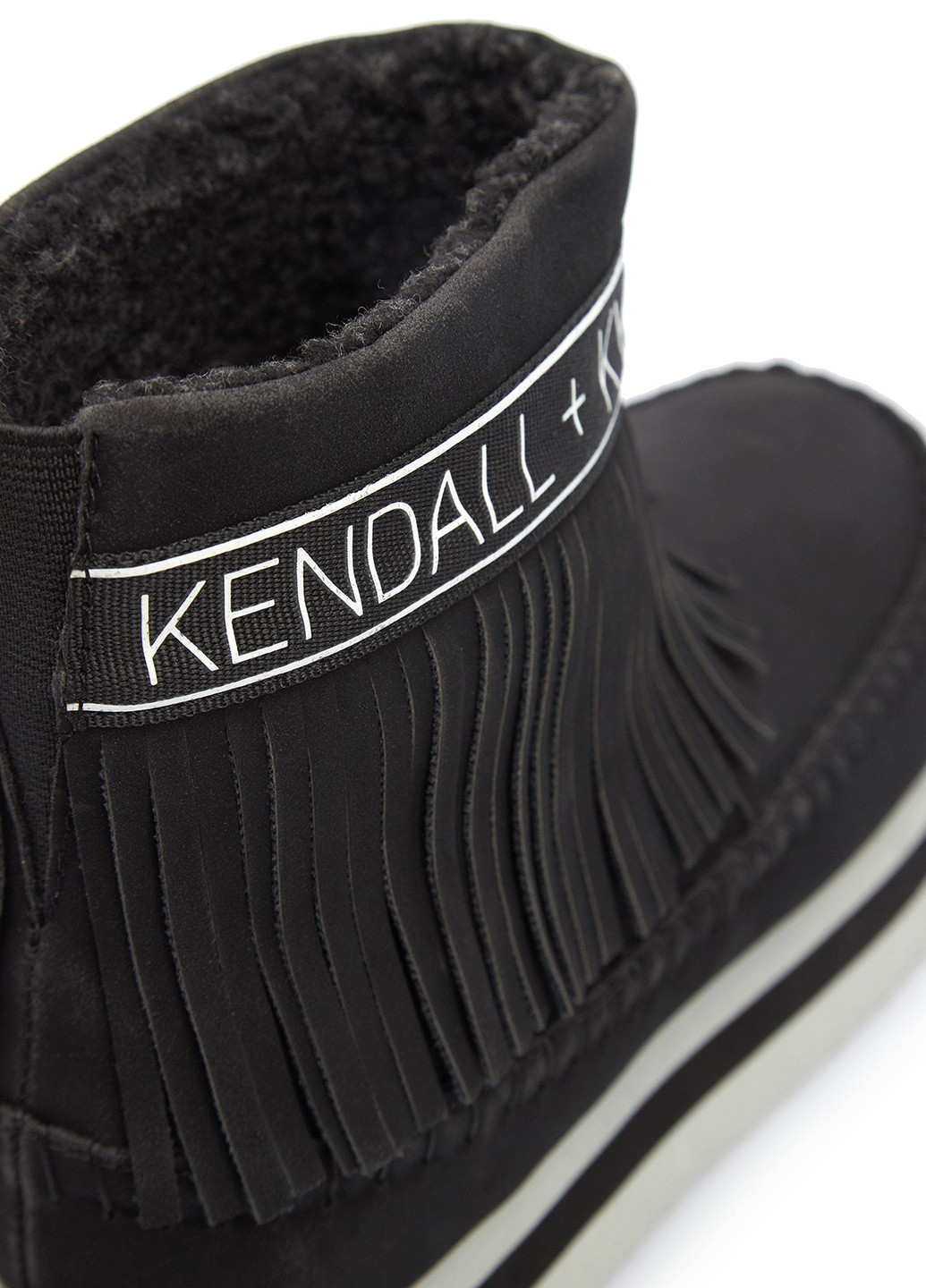 Зимние ботинки Kendall + Kylie с бахромой тканевые