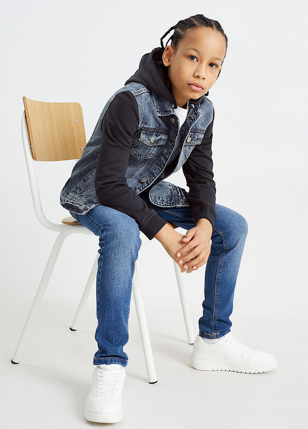 Темно-синяя демисезонная куртка C&A