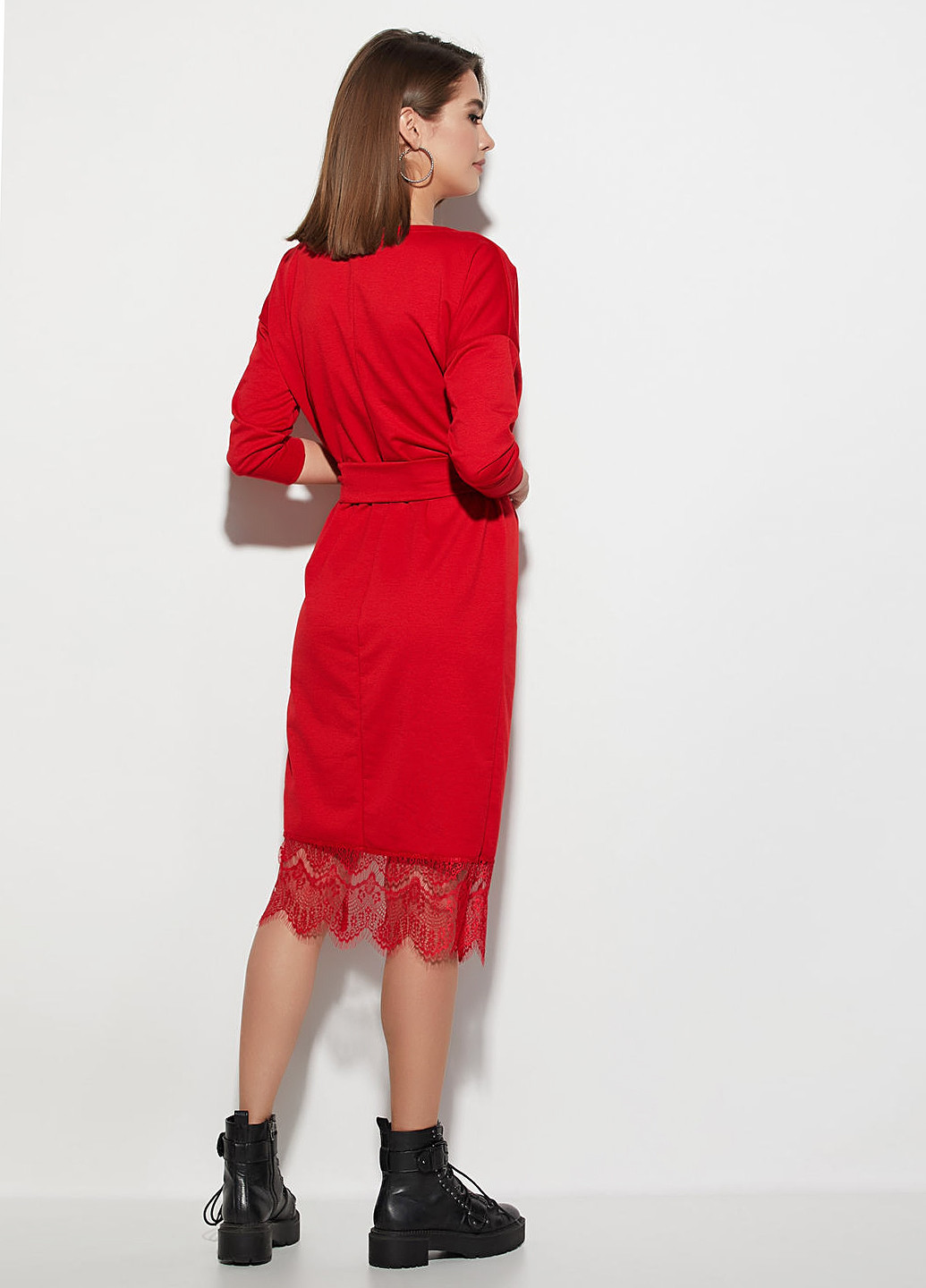 Красное кэжуал платье миди Karree однотонное
