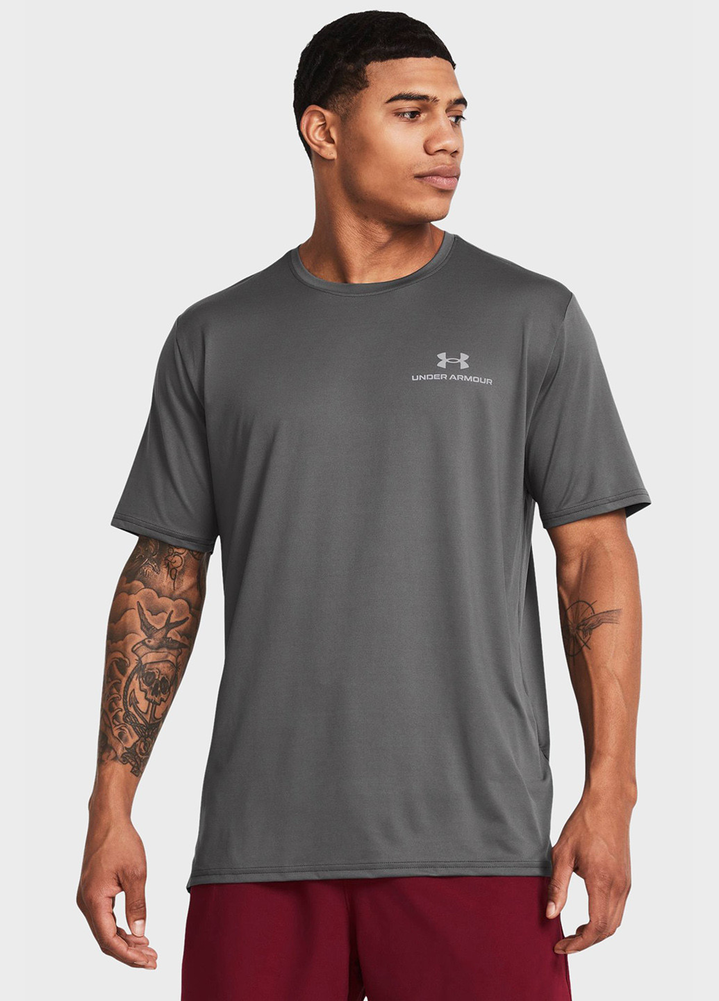 Сіра футболка Under Armour