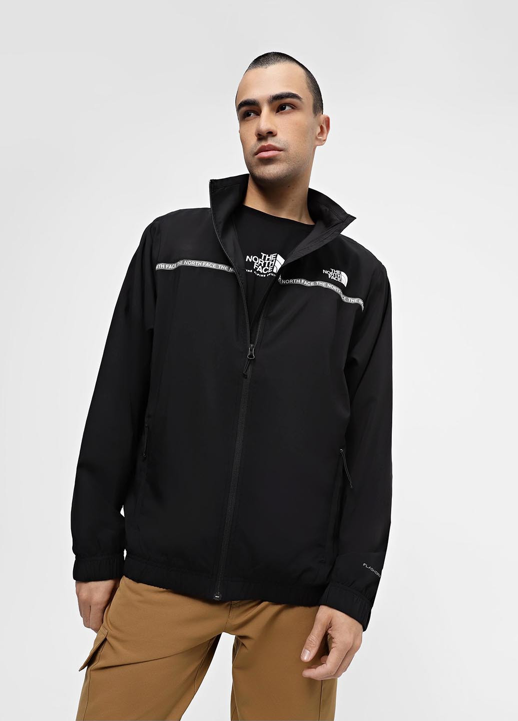 Чорна демісезонна вітровка The North Face