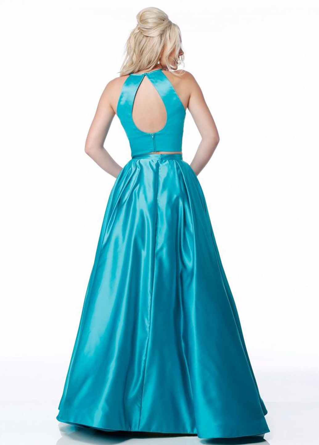 Голубое вечернее платье Sherri Hill однотонное