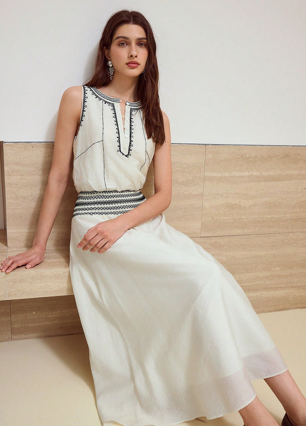 Молочна кежуал сукня з спідницею-сонце SHEIN з орнаментом