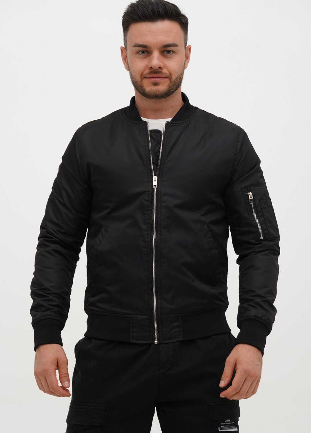 Чорна демісезонна куртка Trend Collection