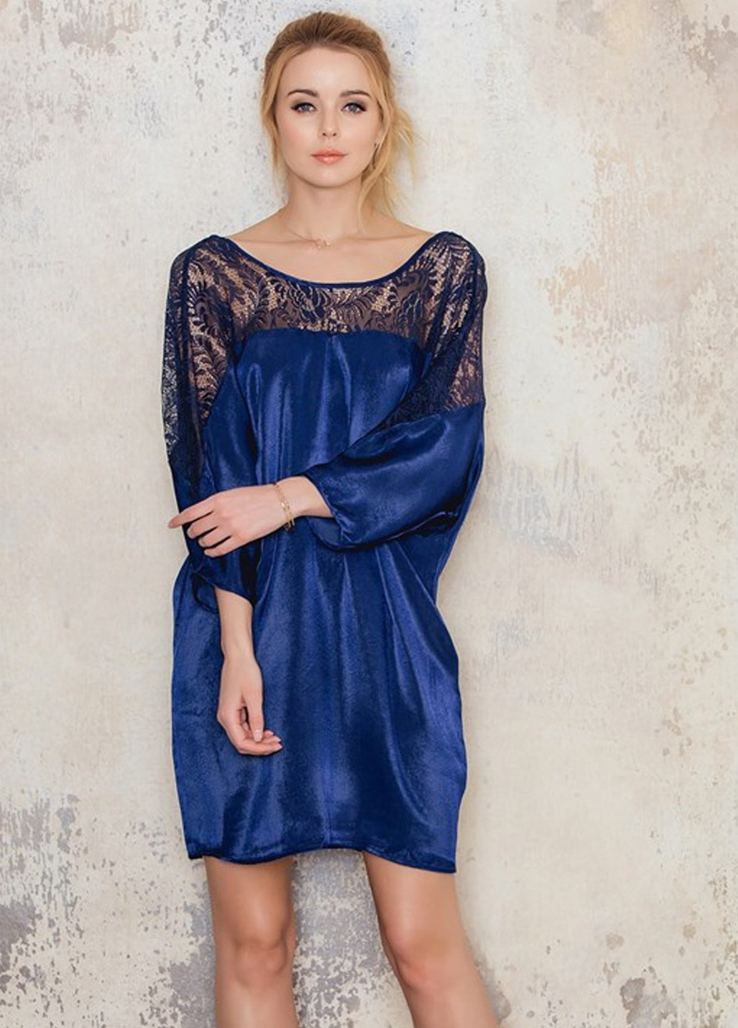 Темно-синя кежуал плаття, сукня з відкритою спиною Rut & Circle однотонна