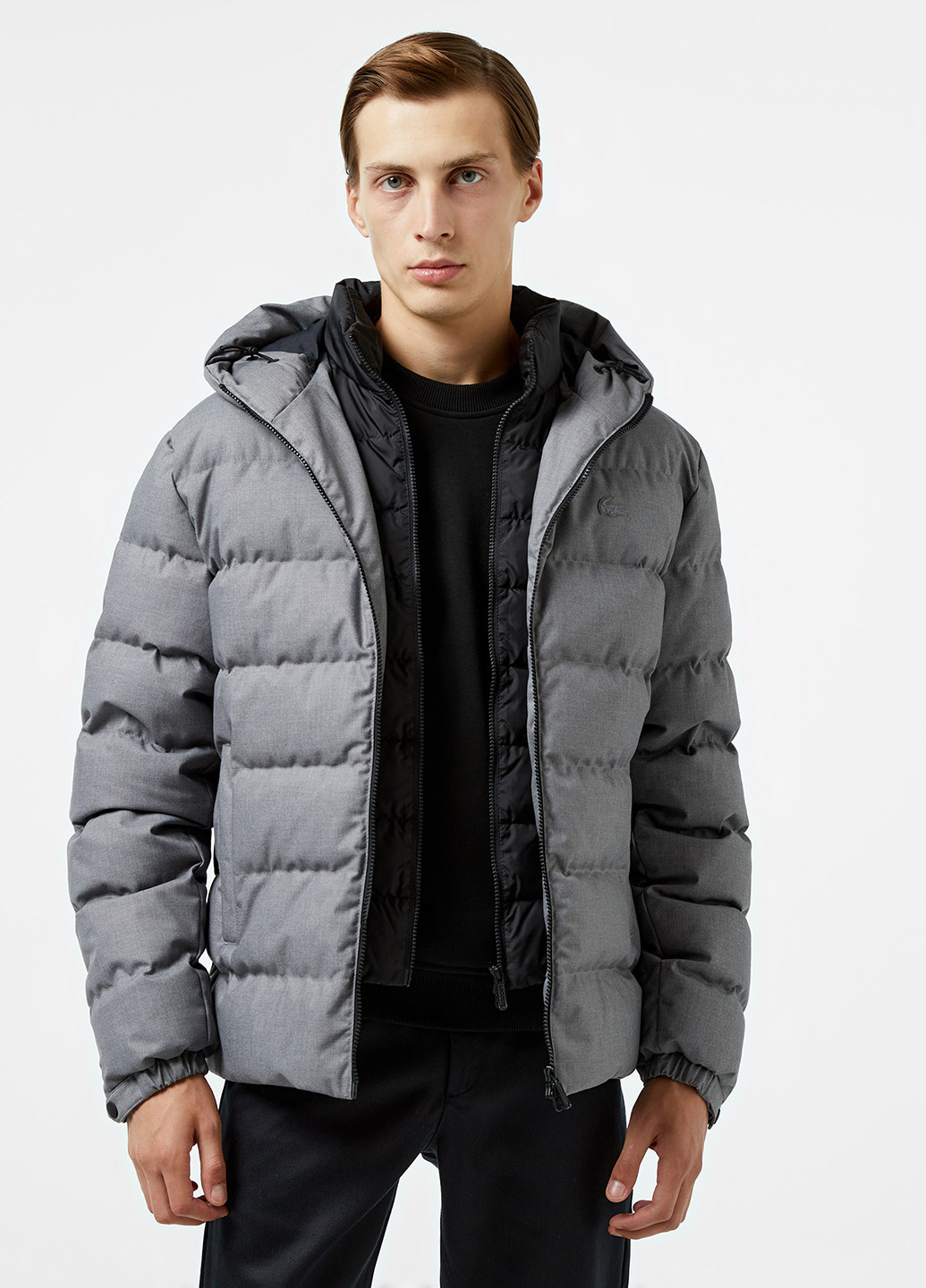 Серая зимняя куртка Lacoste