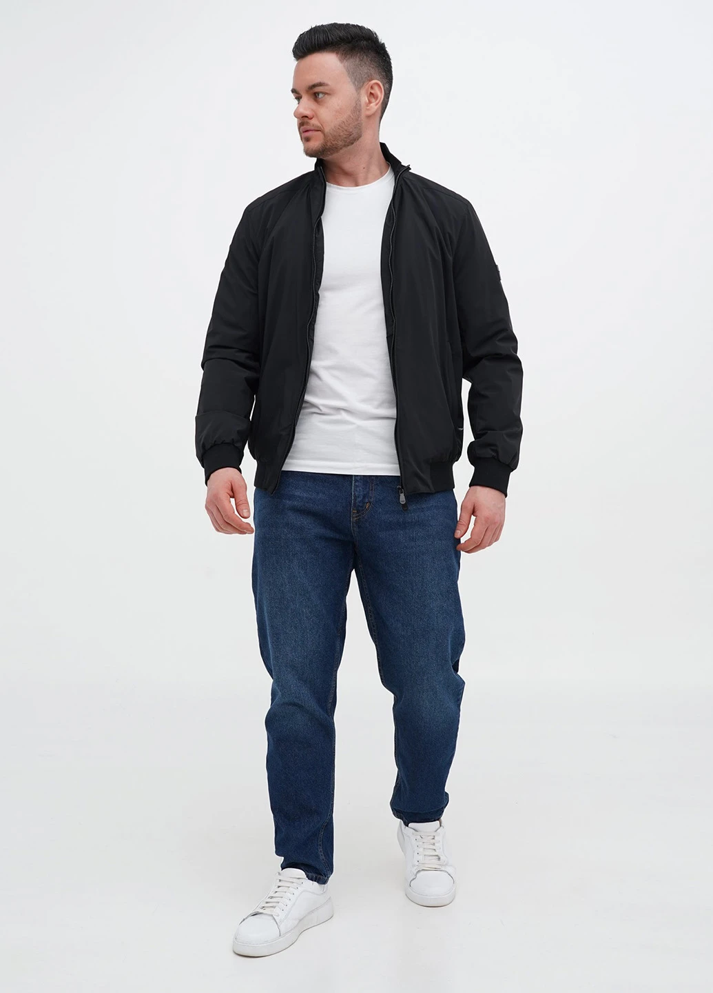 Черная демисезонная куртка Trend Collection