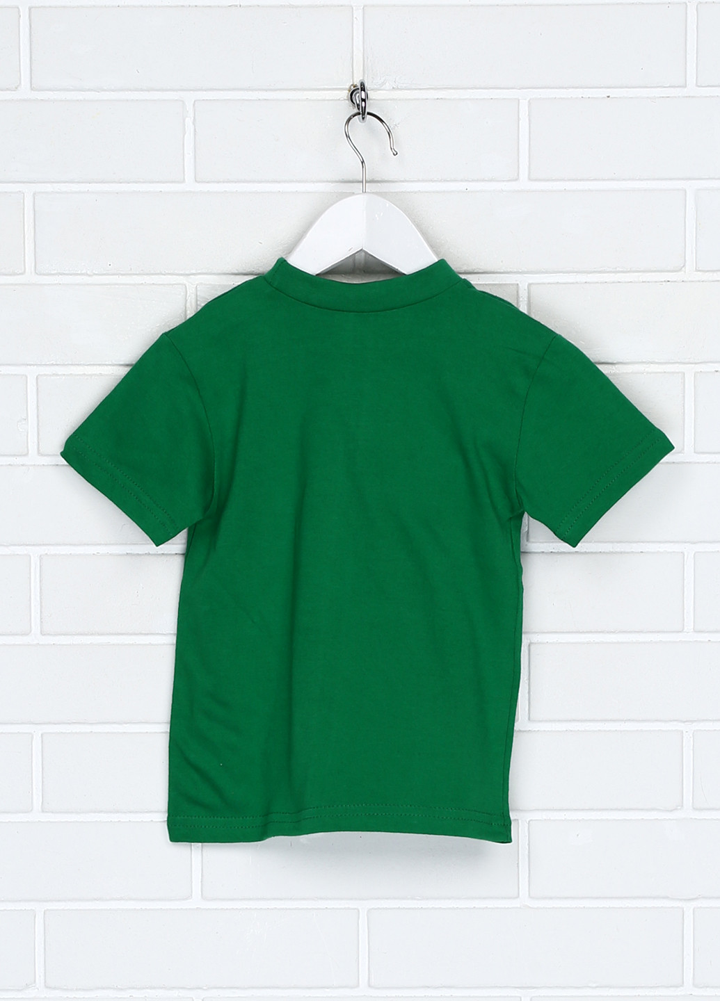 Зеленая летняя футболка Malta