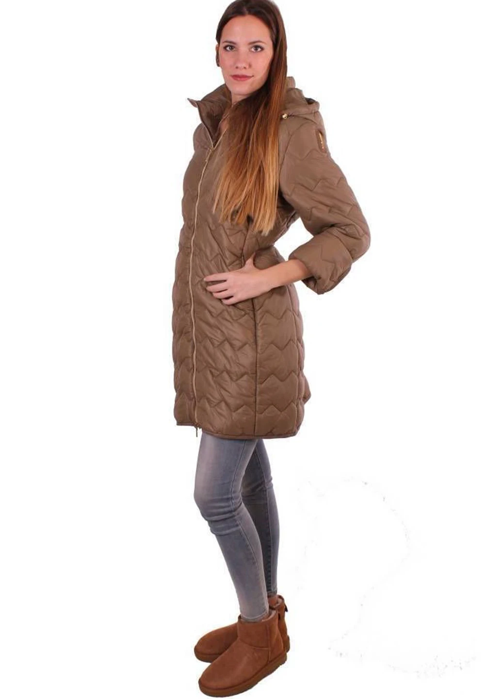 Коричнева зимня куртка Geox