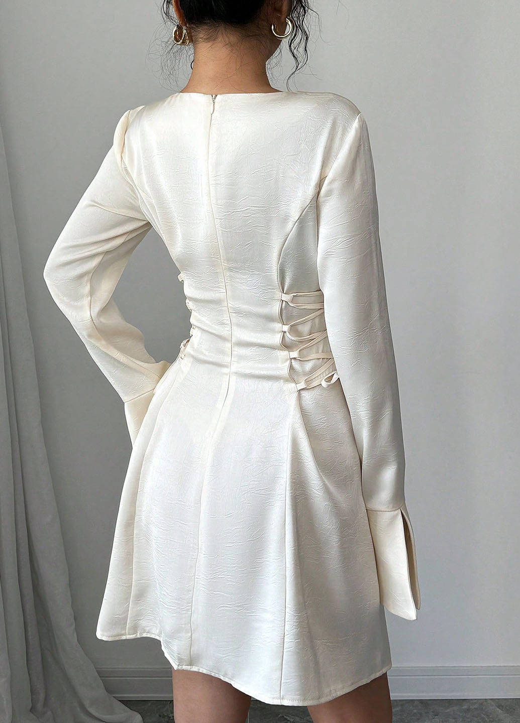 Кремова кежуал сукня SHEIN однотонна