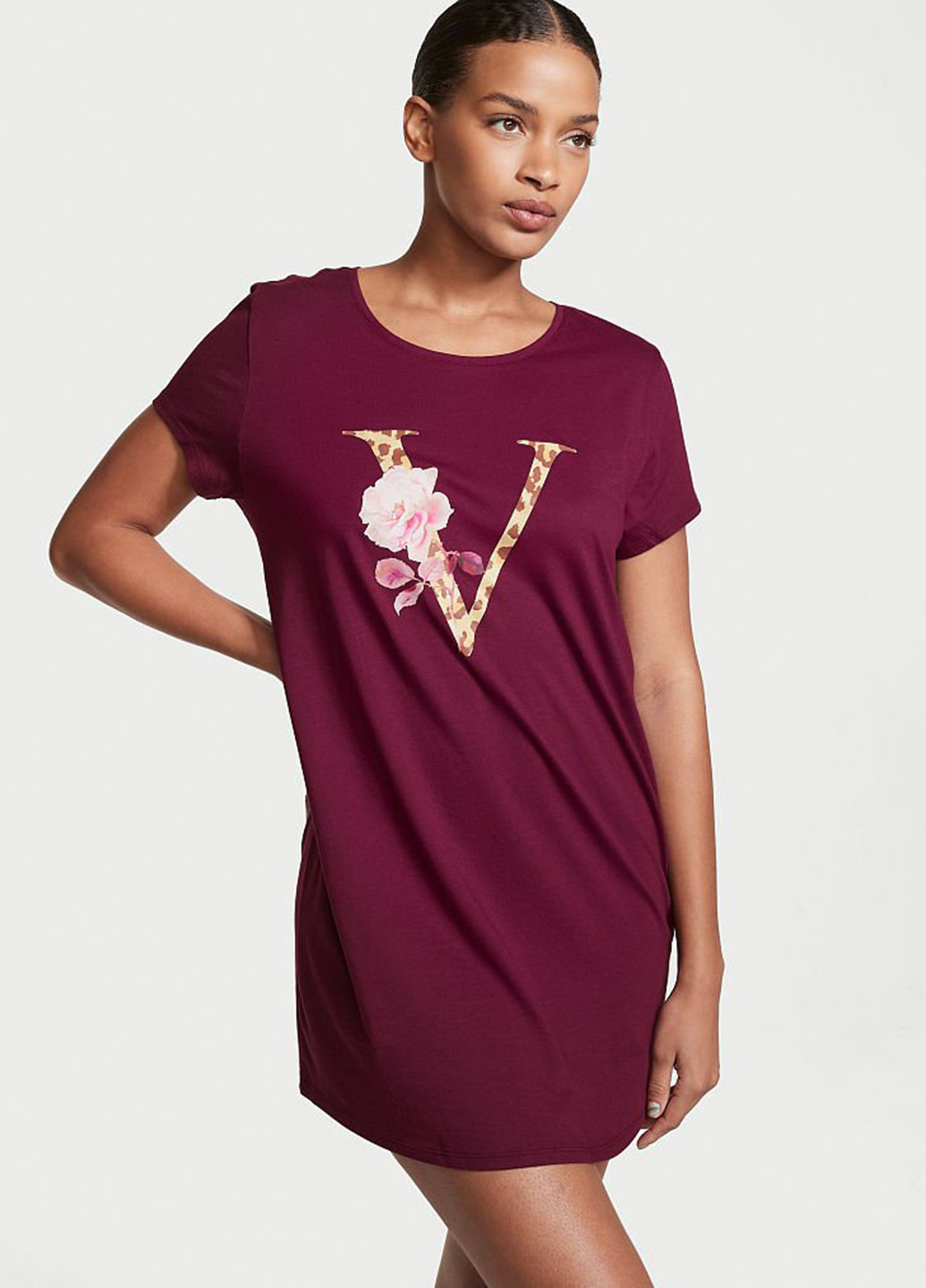 Темно-бордовое домашнее платье платье-футболка Victoria's Secret с логотипом
