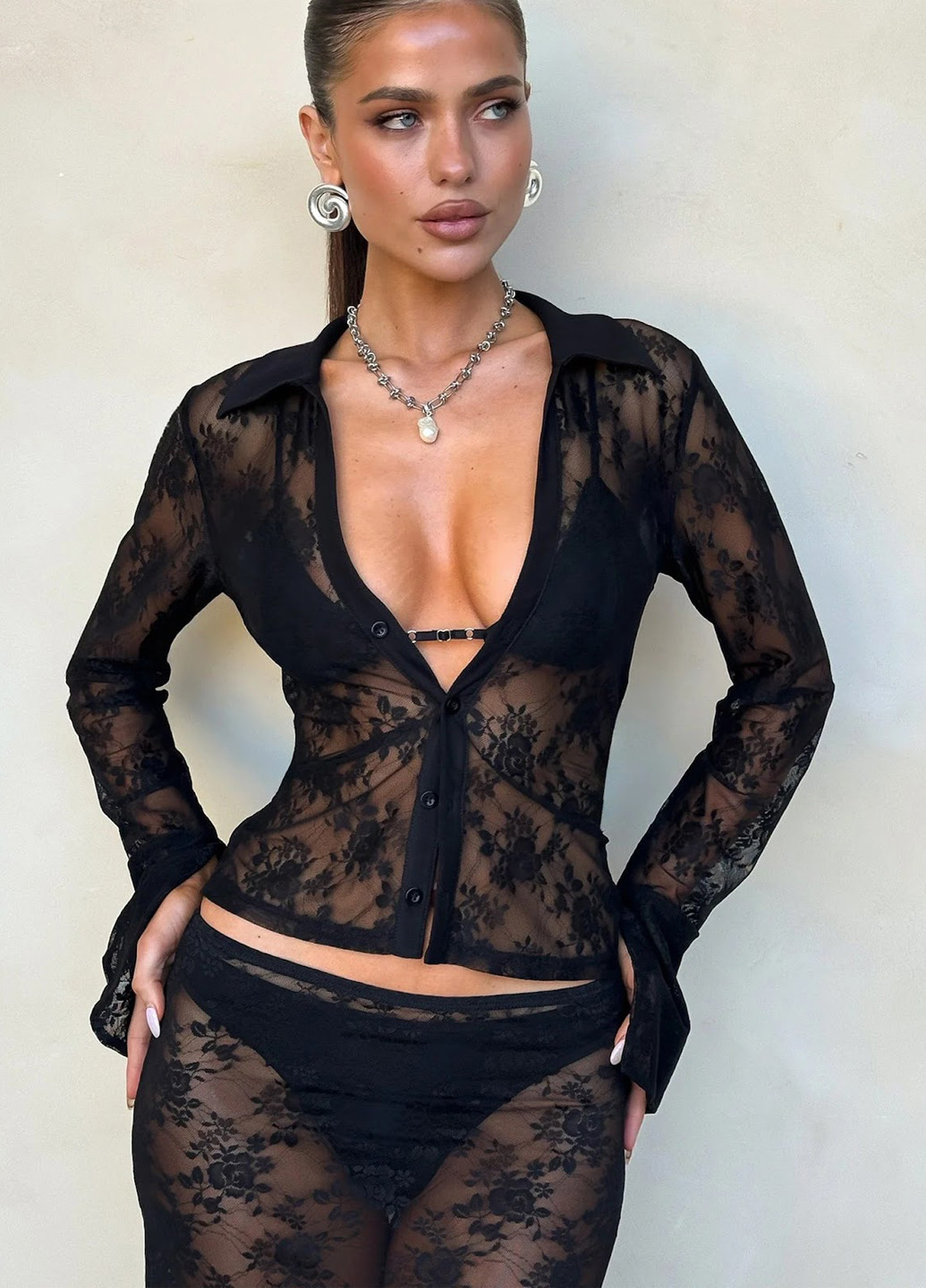 Чорна блуза SHEIN