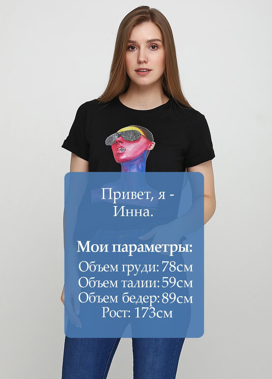 Черная летняя футболка Kagalovska