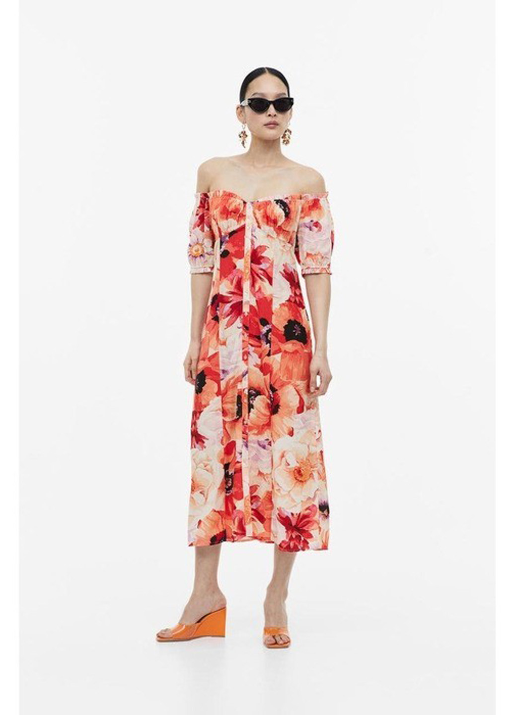 Красное кэжуал платье с открытыми плечами H&M с цветочным принтом